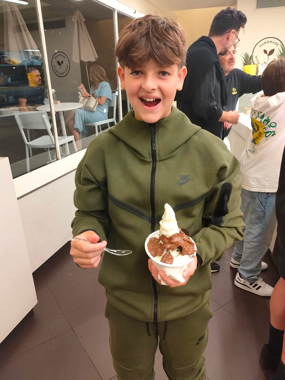 1ed388ac-d238-4d20-bdc0-2df4594bdbf2